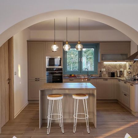 Exclusive Sea View Villa Madelaine Spartia  Zewnętrze zdjęcie